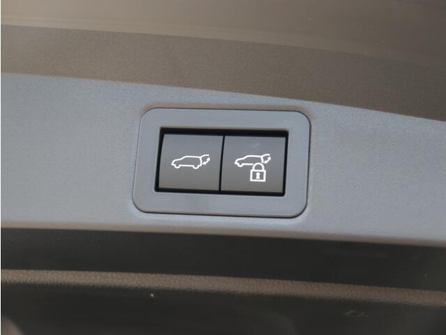 Toyota COROLLA Hybrid 140 Dynamic I Direct leverbaar I Half-leder I Dodehoekdet