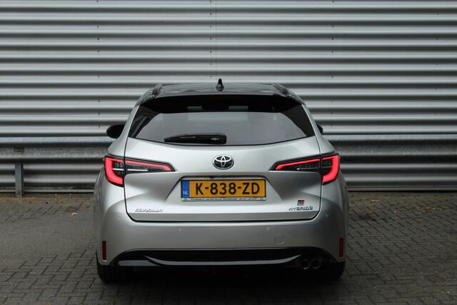 Toyota COROLLA Touring Sports 2.0 Hybrid 184pk GR-Sport NL-Auto NAP 10 Jaar Garantie Clima Cruise Carplay Camera Keyless 17"LMV Afn. Trekhaak