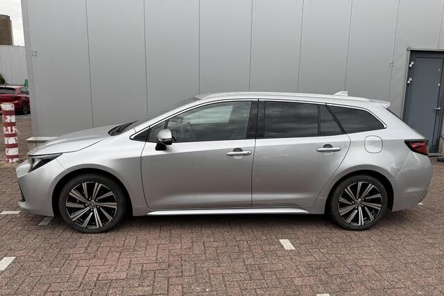 Toyota COROLLA Touring Sports 1.8 Hybrid Dynamic Apple Carplay & Android auto, Stoelverwarming