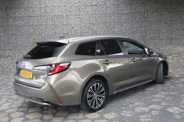 Toyota COROLLA 1.8 Hybrid Dynamic | Stoelverwarming | Navi | Camera