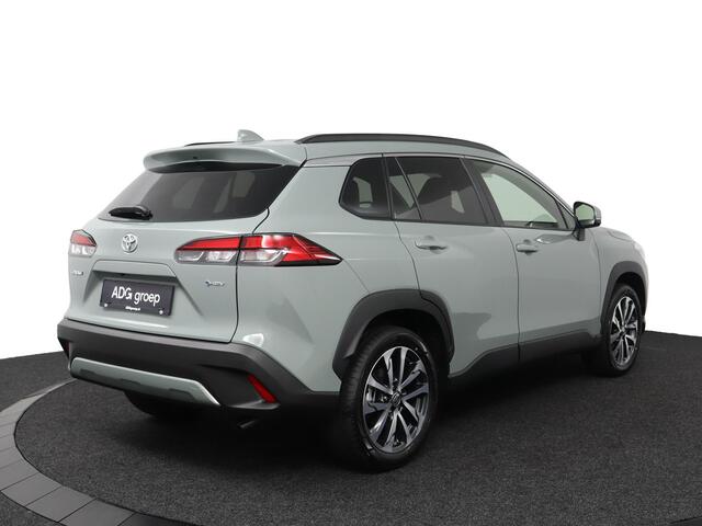Toyota COROLLA Cross Hybrid 200 Style | Actieprijs | nieuwe auto | Voorraad leverbaar | Apple Carplay/Android Auto | Parkeersensoren | Stoel/Stuurverwarming | Elektrische Achterklep |