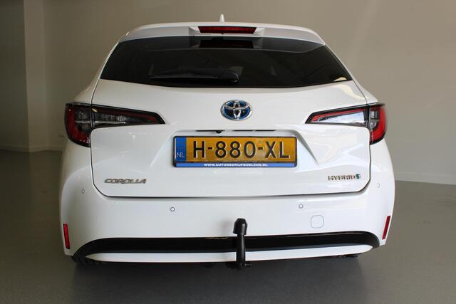 Toyota COROLLA Touring Sports 1.8 Hybrid Dynamic | TREKHAAK | PDC--V/A | CAMERA | 17'LMV | KEYLESS | STOEL-VERW | NAVI | LED |