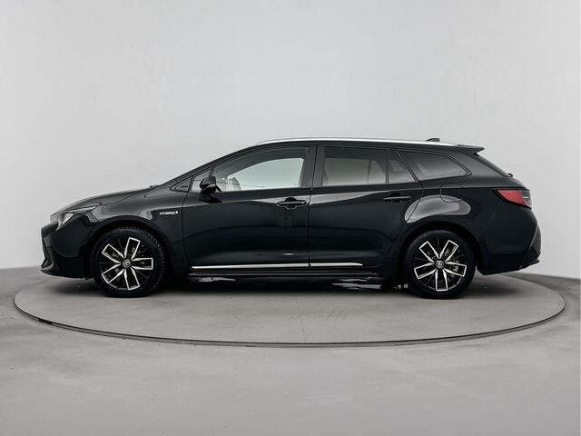Toyota COROLLA Touring Sports 1.8 Hybrid Business Luxury | Zwart Leder Interieur | Trekhaak |