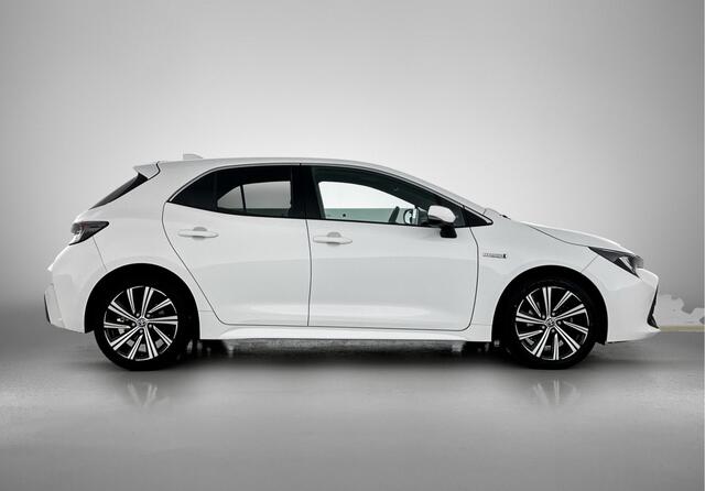 Toyota COROLLA 1.8 Hybrid Dynamic | 1e Eigenaar | Nieuw Geleverd & Onderhouden | Navigatie |