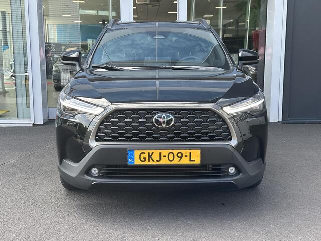 Toyota COROLLA Cross Hybrid 140 Style Parkeersensoren V+A | Blind spot monitor | Navigatie | 18 inch