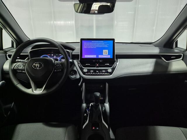 Toyota COROLLA Cross Hybrid 200 Dynamic Adaptieve cruise control, navigatie Apple CarPlay/Android Auto, draadloze telefoonlader, keyless, Elektrische achterklep