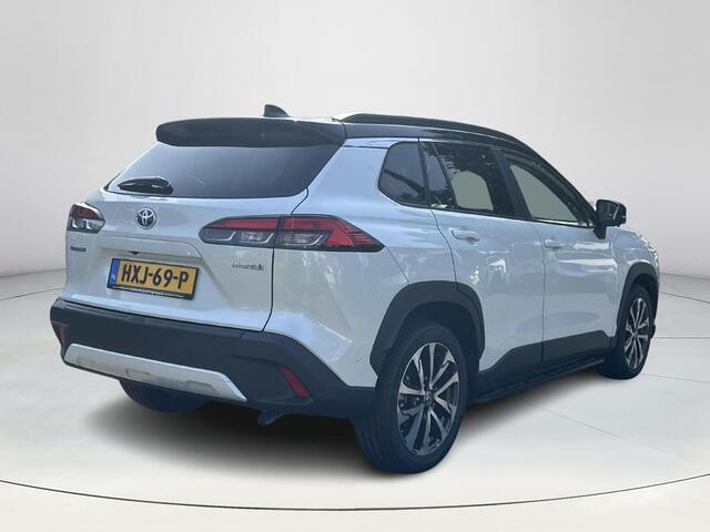 Toyota COROLLA Cross Hybrid 200 Executive | Bi-tone lak | Lederen bekleding | Carplay | Stoel- + stuurverwarming |