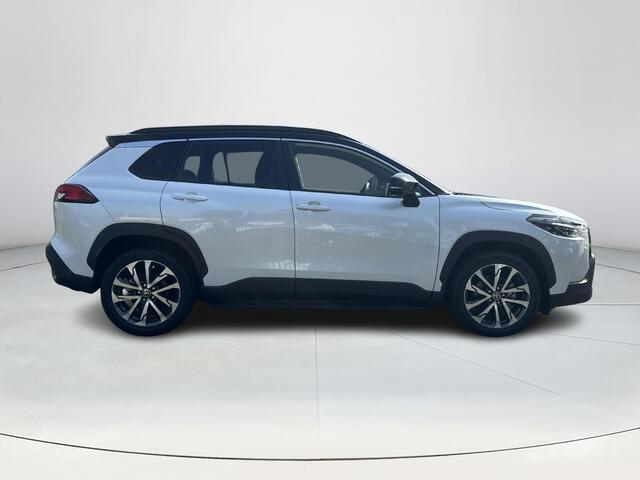 Toyota COROLLA Cross Hybrid 200 Executive | Bi-tone lak | Lederen bekleding | Carplay | Stoel- + stuurverwarming |