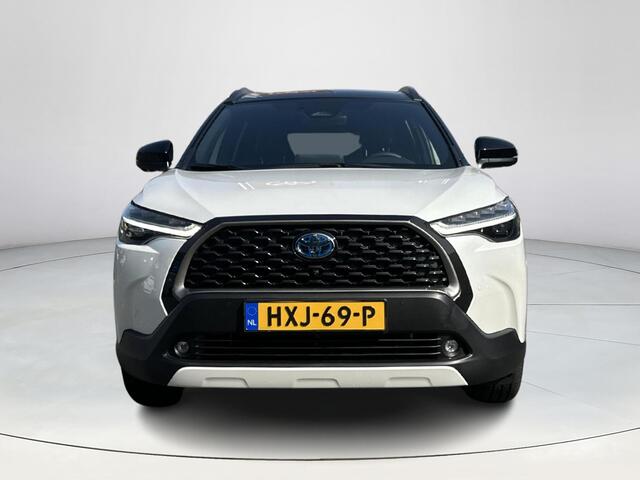 Toyota COROLLA Cross Hybrid 200 Executive | Bi-tone lak | Lederen bekleding | Carplay | Stoel- + stuurverwarming |