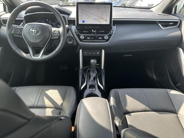 Toyota COROLLA Cross Hybrid 200 Executive | Bi-tone lak | Lederen bekleding | Carplay | Stoel- + stuurverwarming |