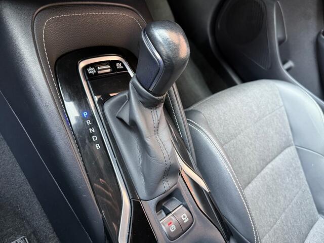 Toyota COROLLA Touring Sports 1.8 HYBRID DYNAMIC CARPLAY CAMERA CLIMA ADAP-CRUISE STOELV 17-LMV