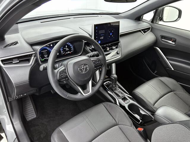 Toyota COROLLA Cross Hybrid 140 Dynamic Limited | Apple Carplay | Electrisch bedienbare achterklep | Stuurverwarming |