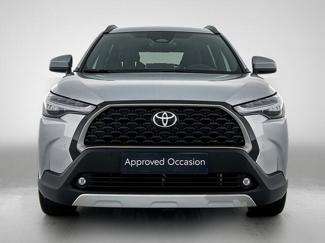 Toyota COROLLA Cross Hybrid 140 Style | Camera | Stoel+stuur verwarming | Parkeersensoren | 18'' LM velgen |