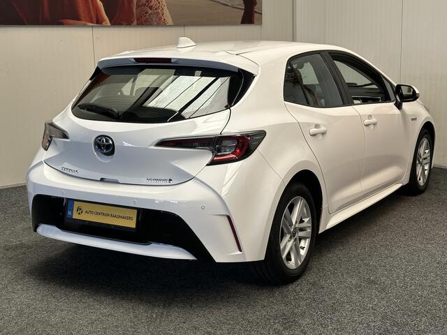 Toyota COROLLA 1.8 Hybrid NAVIGATIE CRUISE CONTROL CLIMATE CONTROL STOEL EN STUURVERWARMING BLUETOOTH TELEFOON ACHTERUITRIJCAMERA ZEER MOOI !! 3010