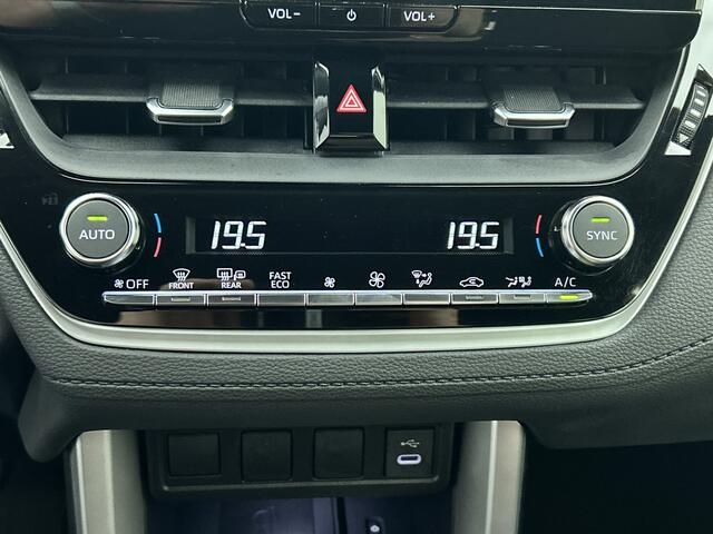 Toyota COROLLA Cross Hybrid 140 Style | Elek. achterklep | Dodehoek assistent | Climate control | Adaptive Cruise Control |