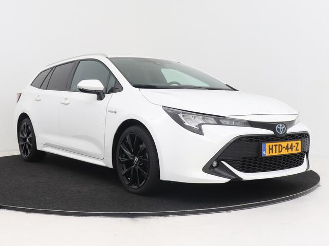 Toyota COROLLA Touring Sports 1.8 Hybrid Active Luxury | Stoel -/ Stuur Verwarming | Apple Carplay & Android Auto | Parkeercamera |