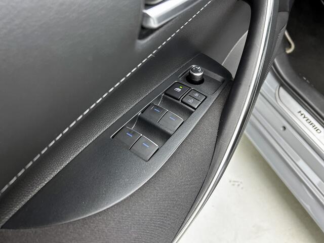 Toyota COROLLA Touring Sports 2.0 High Power Hybrid Dynamic Limited