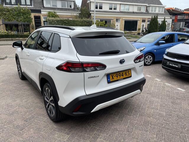 Toyota COROLLA Cross Hybrid 200 Style Automaat Stoel verwarming/Camera/Key less.