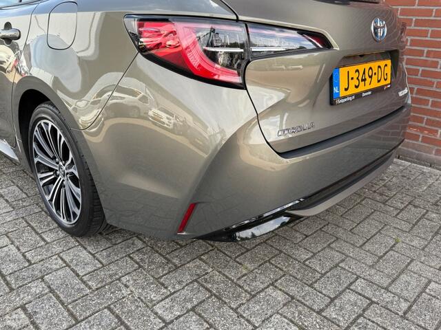 Toyota COROLLA 2.0 HYBRID DYNAMIC NAVI CLIMA ADAP-CRUISE CAMERA