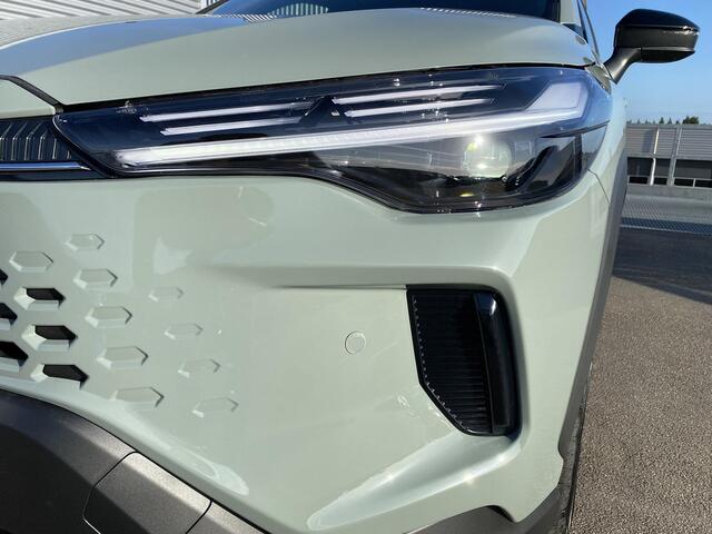 Toyota COROLLA Cross Hybrid 140 Dynamic CVT Automaat Nieuw !! Model 2025! uit voorraad leverbaar. De prijs is Rijklaar