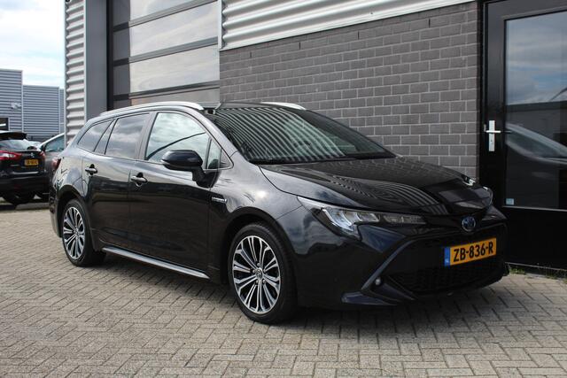 Toyota COROLLA Touring Sports 2.0 Hybrid First Edition / Carplay / Navigatie / N.A.P.