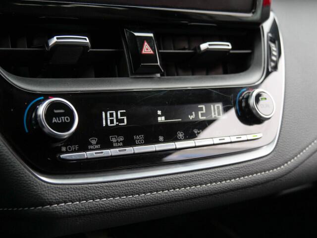 Toyota COROLLA Touring Sports Hybrid 140 Business | CAMERA |