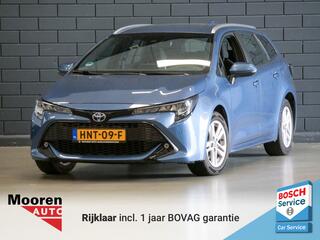 toyota-corolla-touring-sports-hybri