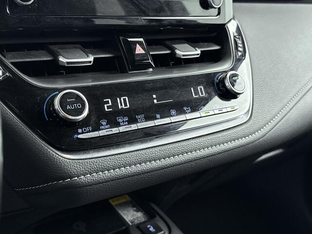 Toyota COROLLA Touring Sports 2.0 Hybrid Business Plus | NL-Auto | Apple Carplay -/ Android Auto | Stoelverwarming |