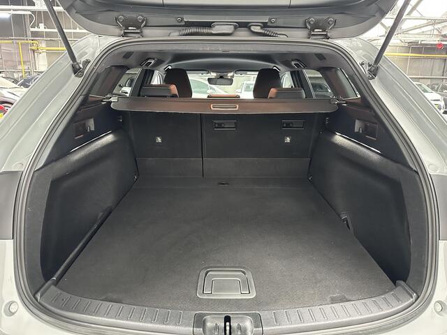 Toyota COROLLA Touring Sports 1.8 Hybrid Business Plus NL Auto, slechts 31000km, 1e eigenaar en BTW auto