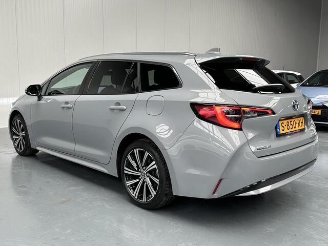 Toyota COROLLA Touring Sports 1.8 Hybrid Business Plus NL Auto, slechts 31000km, 1e eigenaar en BTW auto