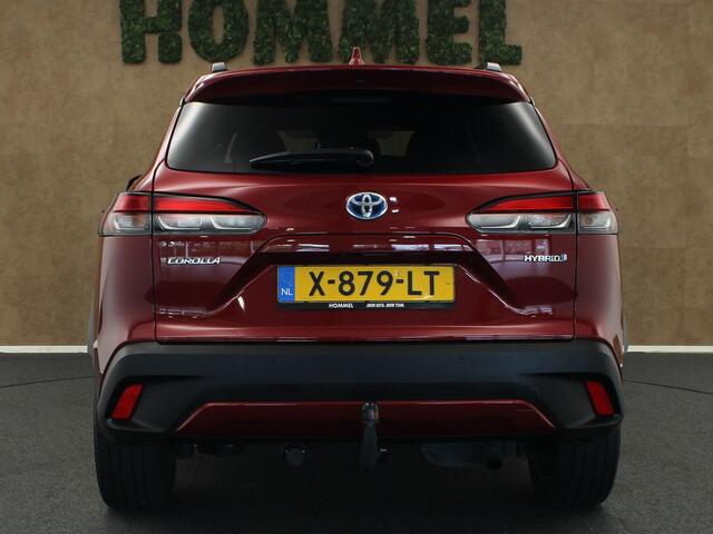 Toyota COROLLA Cross Hybrid 140 Style - ORIGINEEL NEDERLANDSE AUTO - AFNEEMBARE TREKHAAK - TREKGEWICHT 750 KG - DODEHOEK DETECTIE - NAVIGATIE - ELEKTRISCHE ACHTERKLEP - LEDEREN BEKLEDING - ELEKTRISCH VERSTELBARE BESTUURDERSSTOEL - THUISKOMER RESERVEWIEL