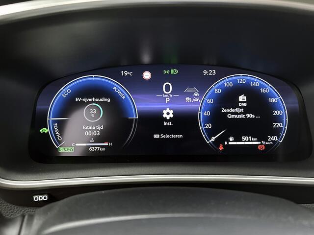 Toyota COROLLA Cross Hybrid 140 Style | Lederen bekleding | Stoel en stuurverwarming |