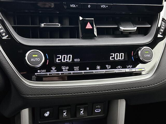 Toyota COROLLA Cross Hybrid 140 Style | Lederen bekleding | Stoel en stuurverwarming |