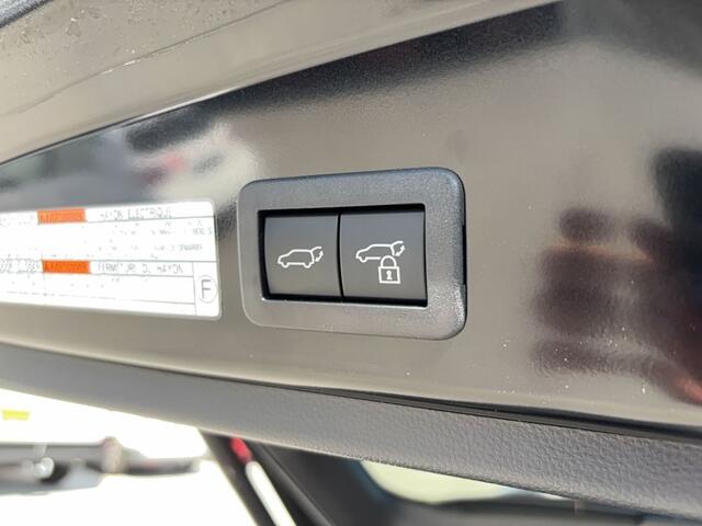 Toyota COROLLA Hybrid 140 Style Stoel/stuurverwarming/BlindSpot