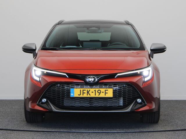 Toyota COROLLA Touring Sports Hybrid 180 GR Sport | Bi tone | Stuur, voorruit en stoelverwarming | Elektrische Achterklep | Adaptieve Cruise Control |