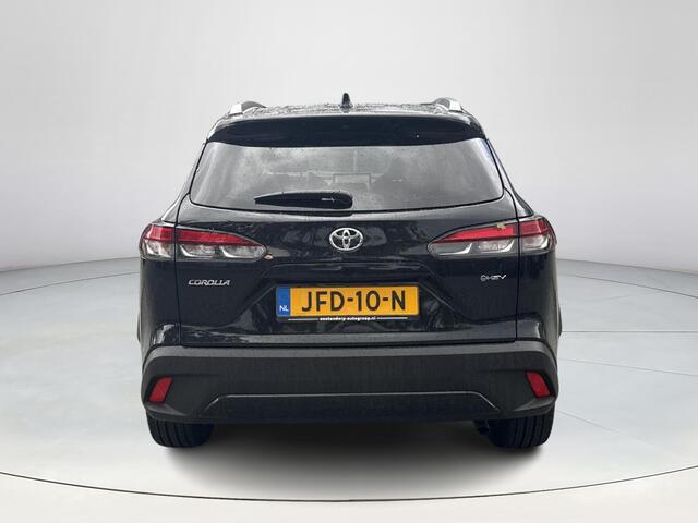 Toyota COROLLA Cross Hybrid 200 Style **NAVIGATIE/ DODEHOEK DETECTIE/ STOEL EN STUURWIELVERWARMING/ PARKEERSENSOREN**