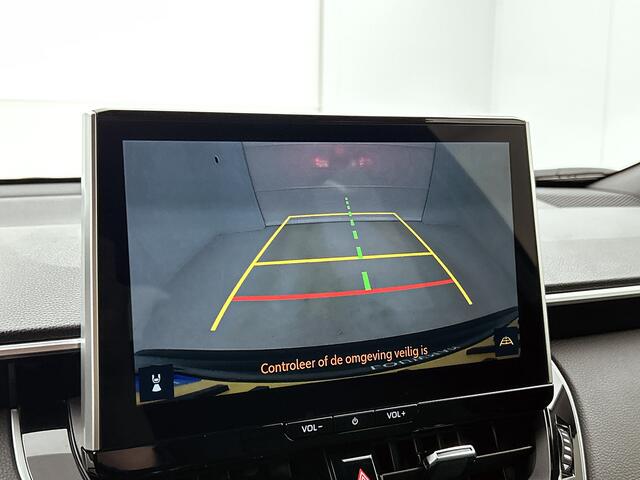 Toyota COROLLA Cross Hybrid 140 Style + Premium Pack I | Elek. achterklep | Stuur + stoelverwarming | Dodehoek assistent |