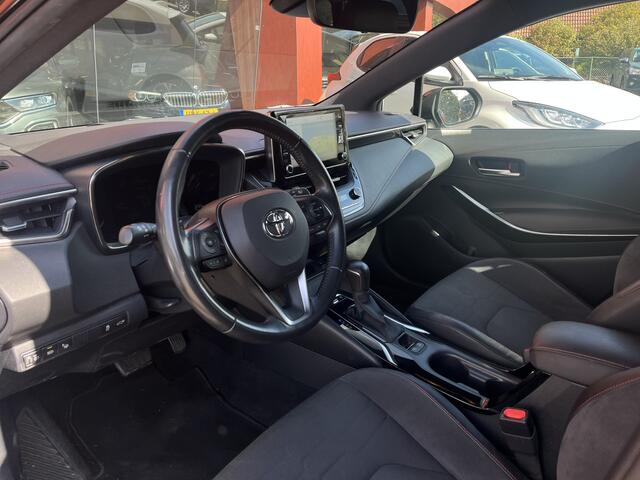 Toyota COROLLA Touring Sports 2.0 Hybrid Executive | Trekhaak | PANO | Nav!