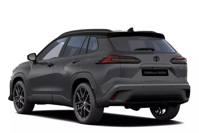 Toyota COROLLA Cross Hybrid 180 GR Sport, Panoramadak, Nieuw model, ¤1500 inruilpremie!