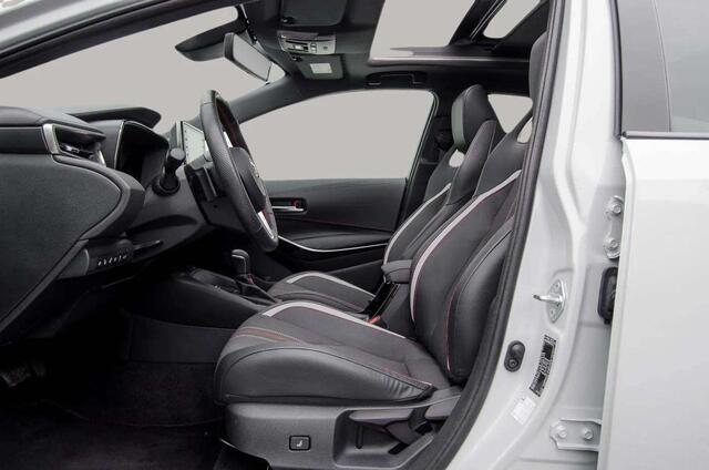 Toyota COROLLA Touring Sports 2.0 184PK HYBRID GR-SPORT PLUS PANO CARPLAY-NAVI HEAD UP JBL SOUND PDC MATRIX-LED ELEK ACHTERKLEP