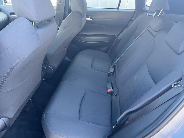 Toyota COROLLA Cross Hybrid 140 Style NL Auto Parkeer sensoren Dodehoek Detectie Navi Carplay