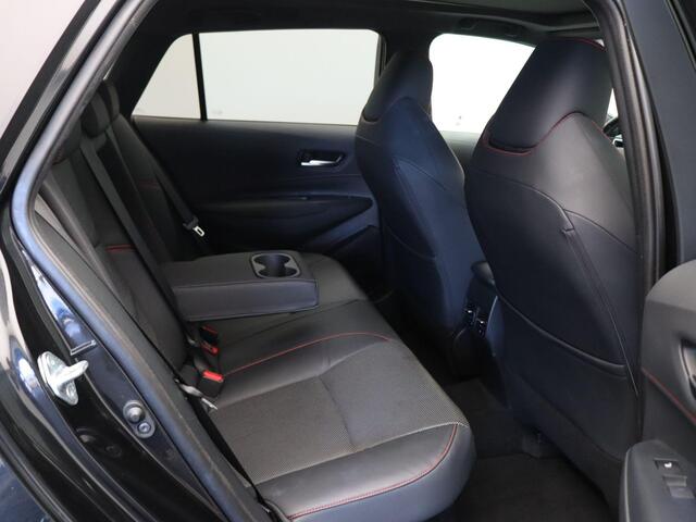 Toyota COROLLA Touring Sports 200pk Hybrid Executive | Stuur, voorruit en stoelverwarming | Elektrische Achterklep | Adaptieve Cruise Control | Camera | 10 Jaar Garantie |