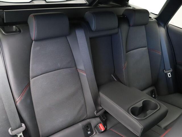 Toyota COROLLA Touring Sports 200pk Hybrid Executive | Stuur, voorruit en stoelverwarming | Elektrische Achterklep | Adaptieve Cruise Control | Camera | 10 Jaar Garantie |