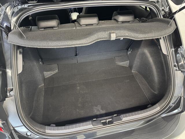 Toyota COROLLA 1.8 Hybrid First Edition | half-leder | Stoelverw. | Qi-lader | Keyless | Full-LED |