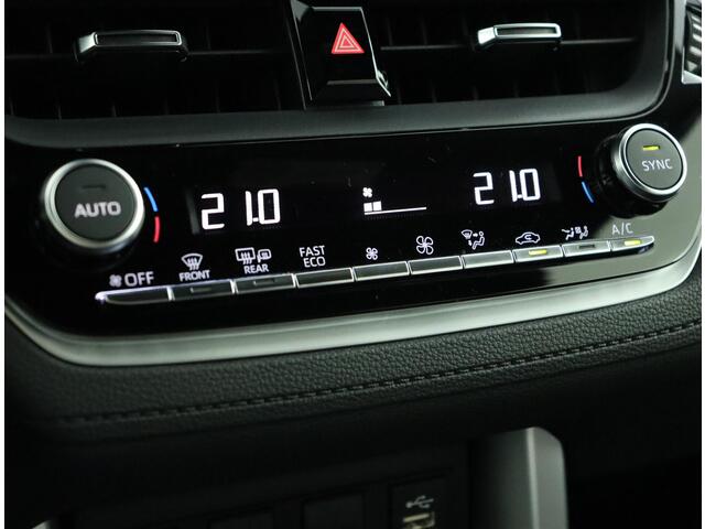 Toyota COROLLA Cross Hybrid 140 Dynamic | Navigatie | Cruise control | Parkeer camera |
