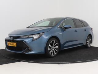 toyota-corolla-touring-sports-1.8-h