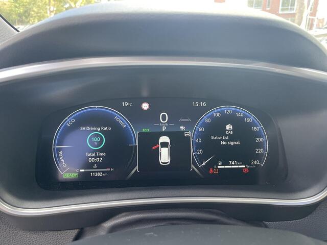 Toyota COROLLA Touring Sports Hybrid 140 Business | Stuur- & Stoelverwarming | Parkeersensoren | Navigatie