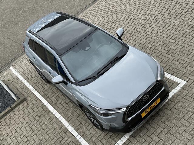 Toyota COROLLA Cross 2.0 Hybrid 200pk Automaat Executive l PANO-DAK l LEDER l ACC l BLIS l ECC l NAVI l LED l JBL.