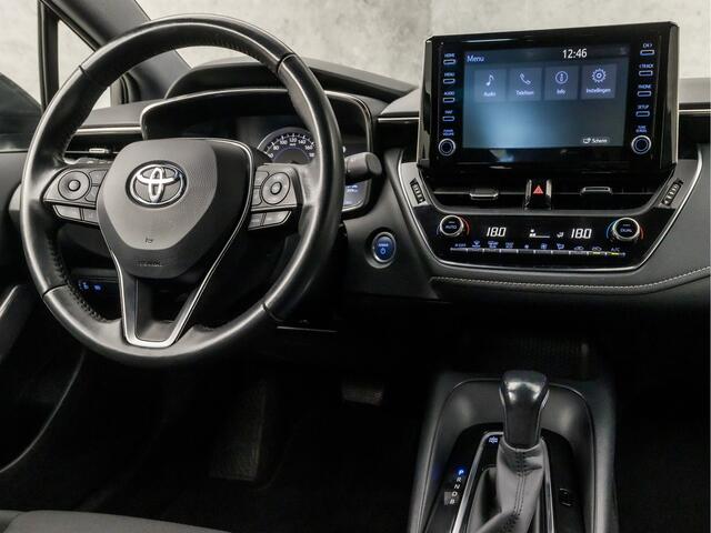 Toyota COROLLA 1.8 Hybrid Sport Automaat (APPLE CARPLAY, GROOT NAVI, CAMERA, ADAPTIVE CRUISE, SPORTSTOELEN, KEYLESS, LM VELGEN, LED KOPLAMPEN, LANE ASSIST, NIEUWSTAAT)