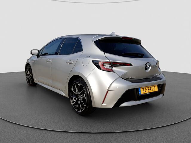 Toyota COROLLA 1.8 Hybrid Executive | CarPlay/Android Auto | Camera | Trekhaak | LM Velgen |